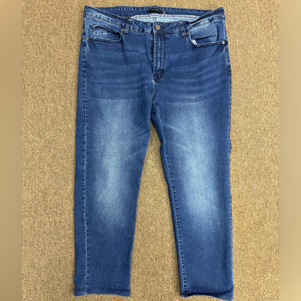 Men’s Tahari Jeans 38x30